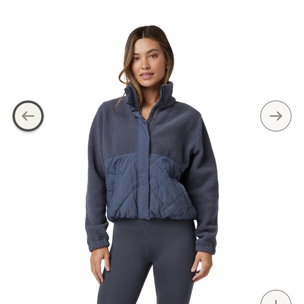 Vuori Highlands Sherpa Fleece Jacket 
small Azure